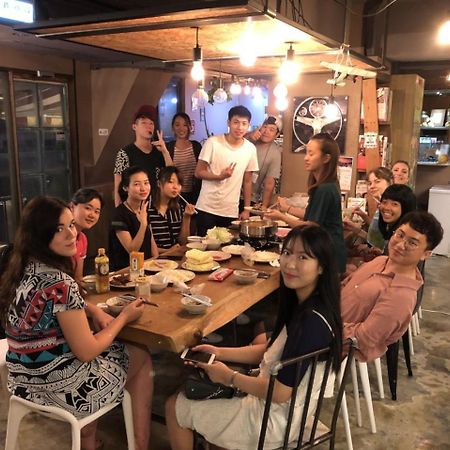 Ximen Wow Hostel Тайбэй Экстерьер фото